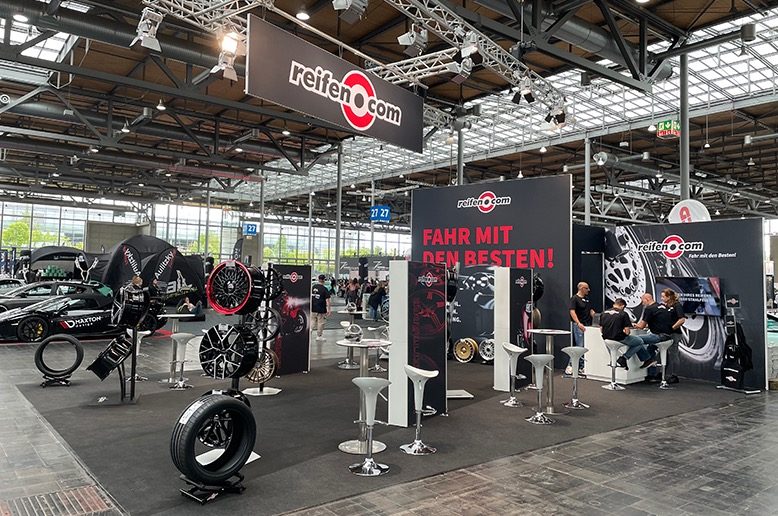 Messestand für reifencom auf den PS Days